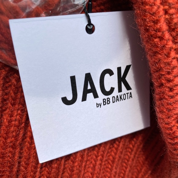 NWT BB Dakota Long Sleeve Wool Blend Cable Knit Cropped Sweater Size Large - Picture 12 of 13